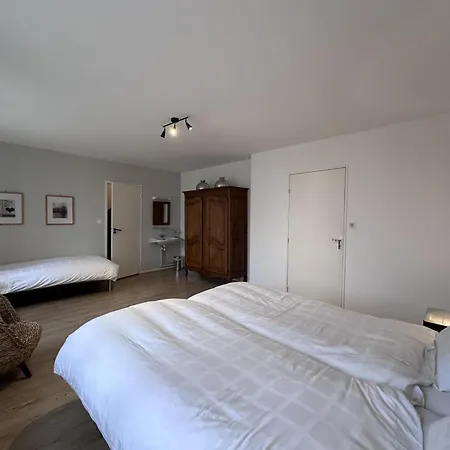 Gite Spacieux Avec Piscine, Jacuzzi Et Activites A Souvigny, Parfait Pour Familles Et Amis - Fr-1-489-509 Tatil Evi Souvigny