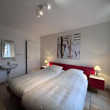 Gite Spacieux Avec Piscine, Jacuzzi Et Activites A Souvigny, Parfait Pour Familles Et Amis - Fr-1-489-509 Tatil Evi *